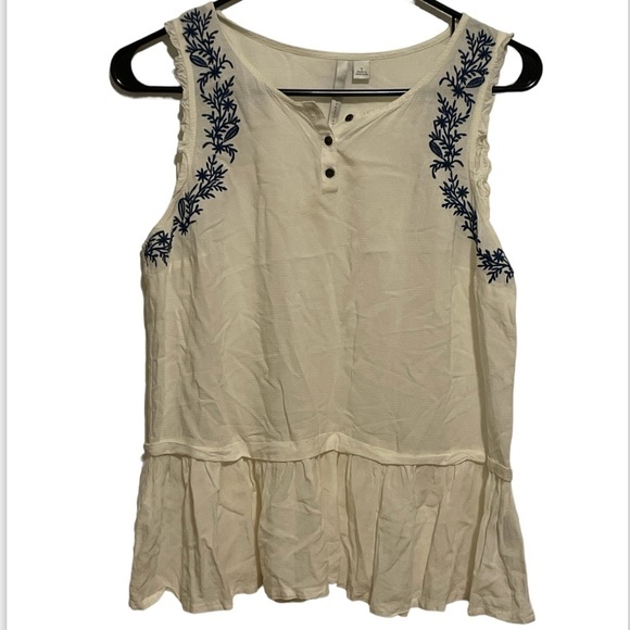 Lauren Conrad Blue Embroidery White Ruffle Peplum Tank Size Small - Picture 3 of 7